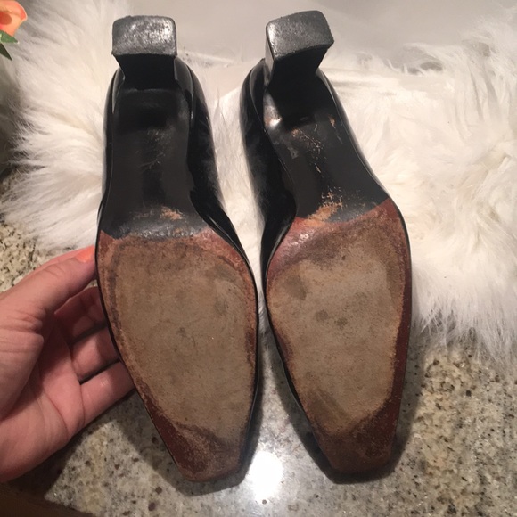 STUART WEITZMAN Black Patent Pumps - Picture 11 of 11